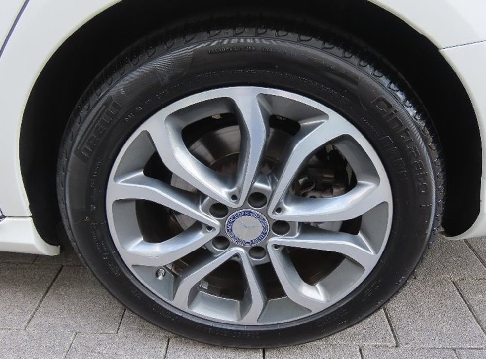 벤츠 C 클래스 C200 사진 17
