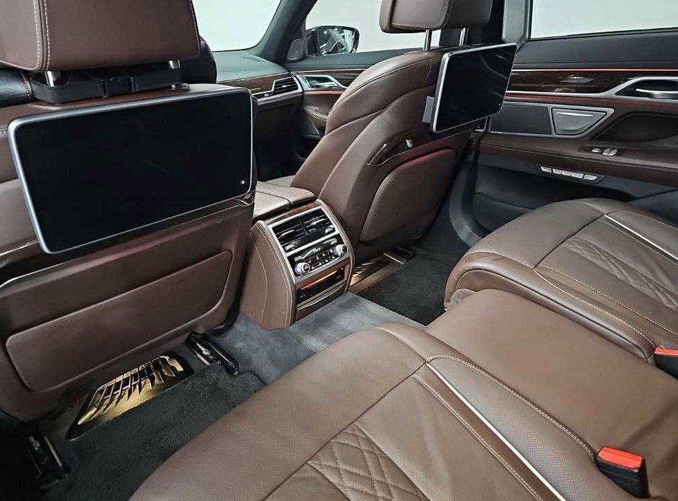 BMW 7시리즈 730Ld xDrive 사진 13