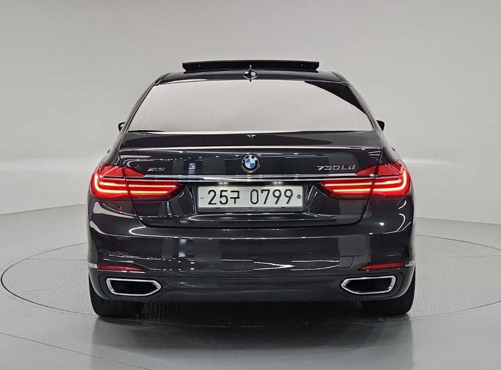 BMW 7시리즈 730Ld xDrive 사진 3