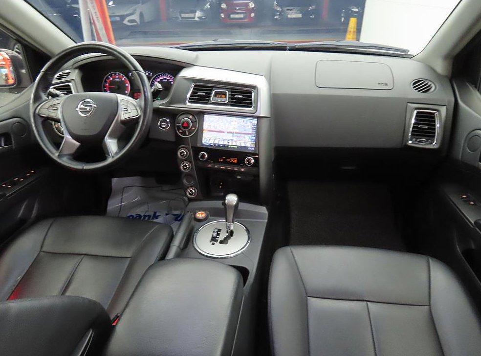 KG모빌리티(쌍용)  코란도 CX7(4WD) 사진 5
