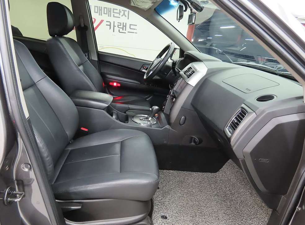 KG모빌리티(쌍용)  코란도 CX7(4WD) 사진 7