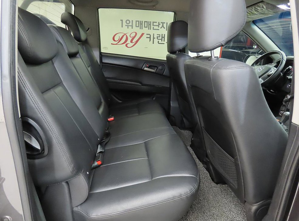 KG모빌리티(쌍용)  코란도 CX7(4WD) 사진 8