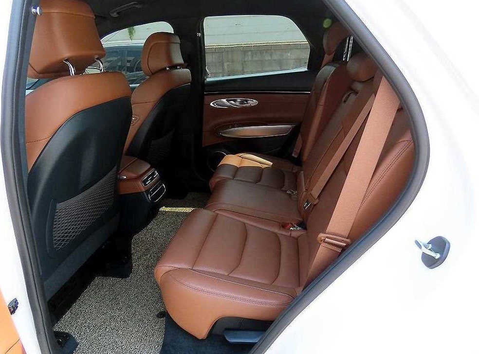 제네시스 GV70 2.5T 가솔린 2WD 사진 6