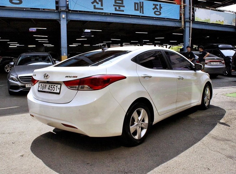 현대 아반떼 M16 GDI 프리미어 사진 4
