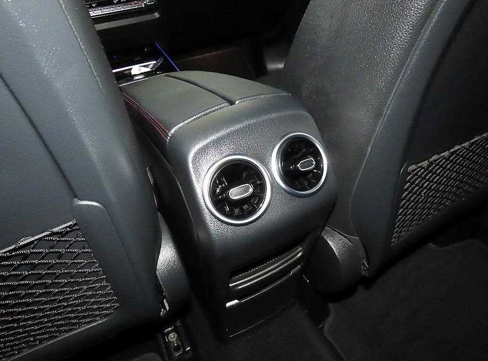 벤츠 GLA 클래스 GLA250 4MATIC 사진 15