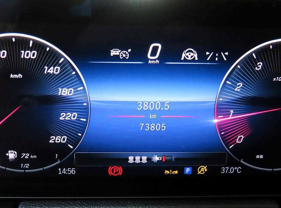 벤츠 GLA 클래스 GLA250 4MATIC 사진 9
