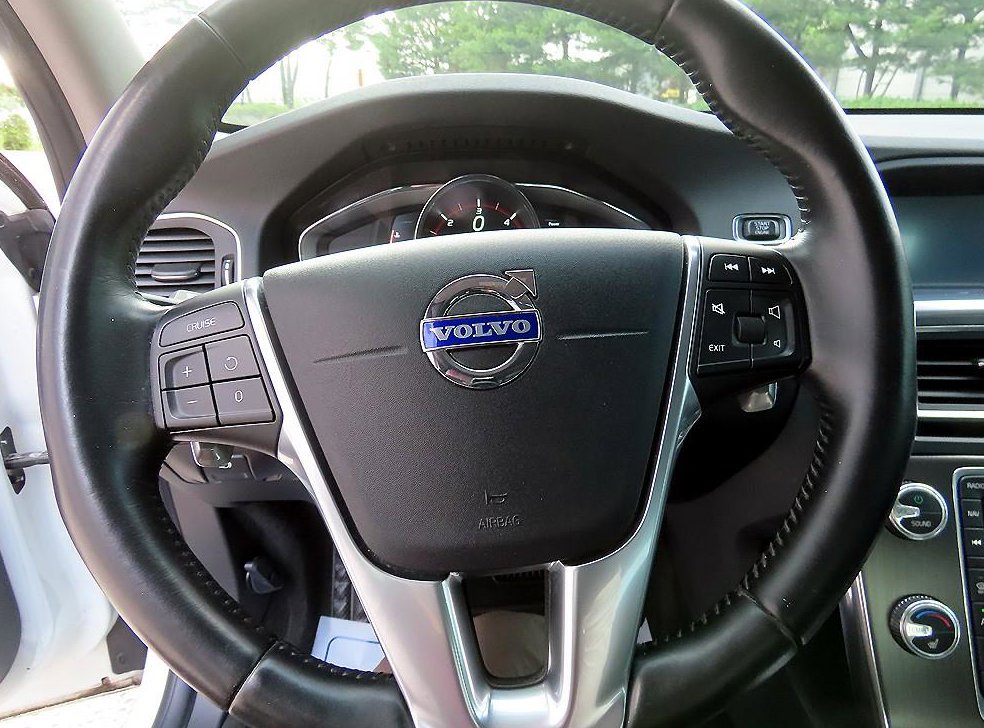 볼보 S60 D2 사진 8