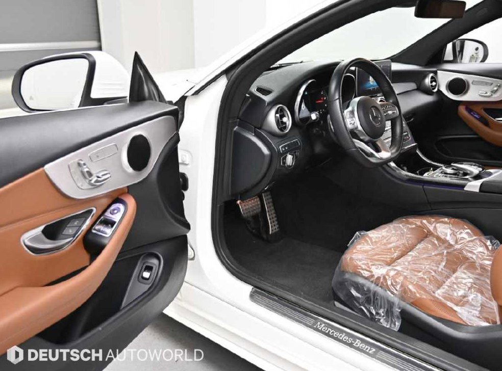 벤츠 C 클래스 C220 d 4MATIC 쿠페 사진 11