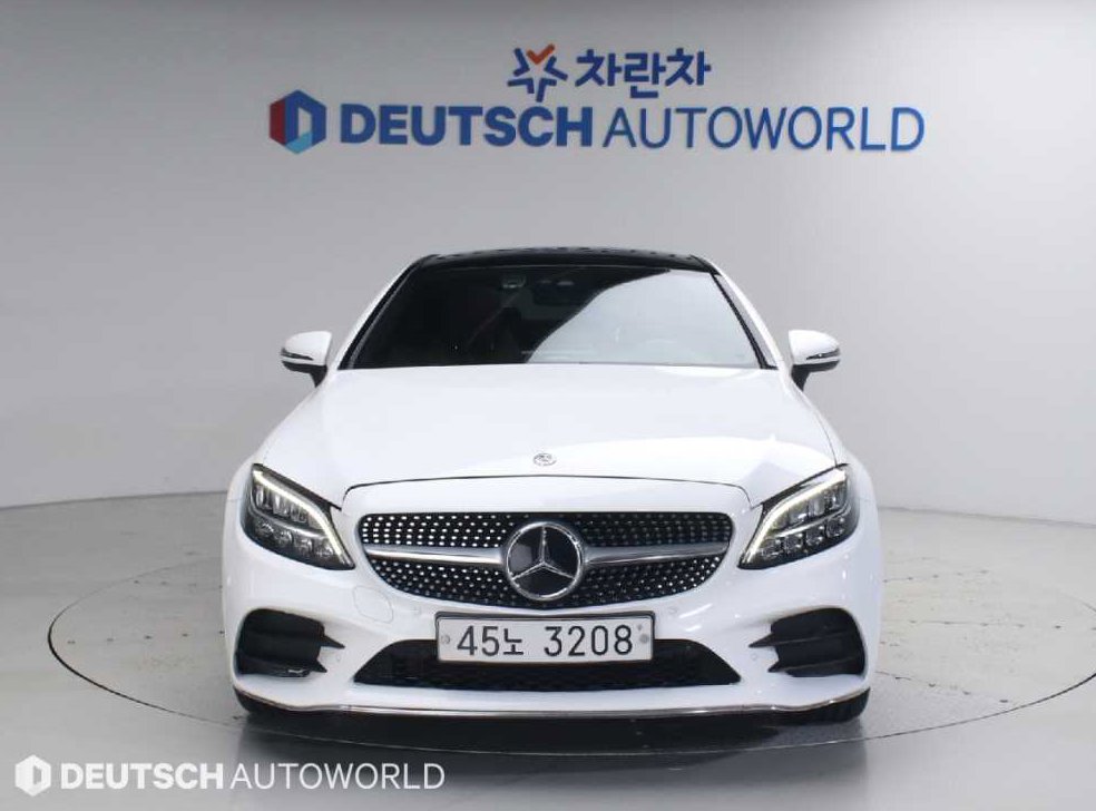 벤츠 C 클래스 C220 d 4MATIC 쿠페 사진 3