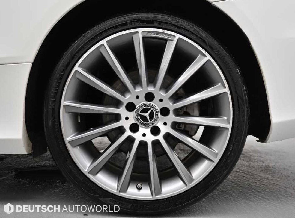 벤츠 C 클래스 C220 d 4MATIC 쿠페 사진 5