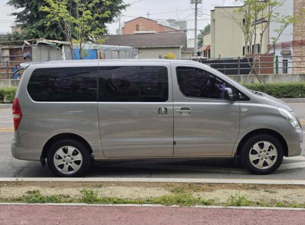 현대 스타렉스 12인승 왜건 사진 4