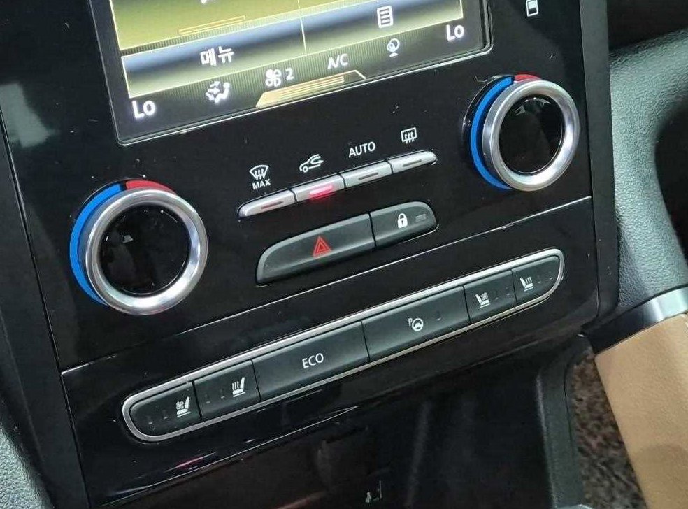르노코리아(삼성) QM6 2.0 LPe RE 시그니처 2WD 사진 16