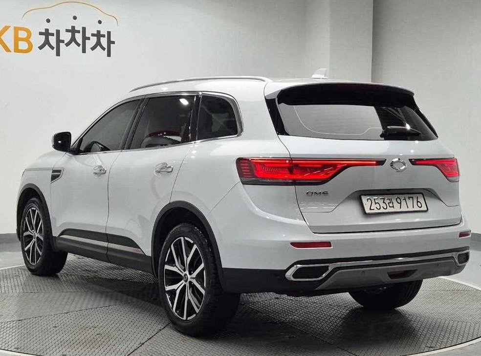 르노코리아(삼성) QM6 2.0 LPe RE 시그니처 2WD 사진 2