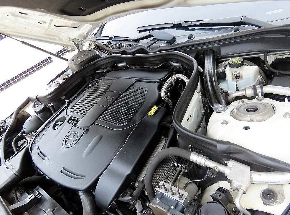 벤츠 E 클래스 E300 아방가르드 사진 19