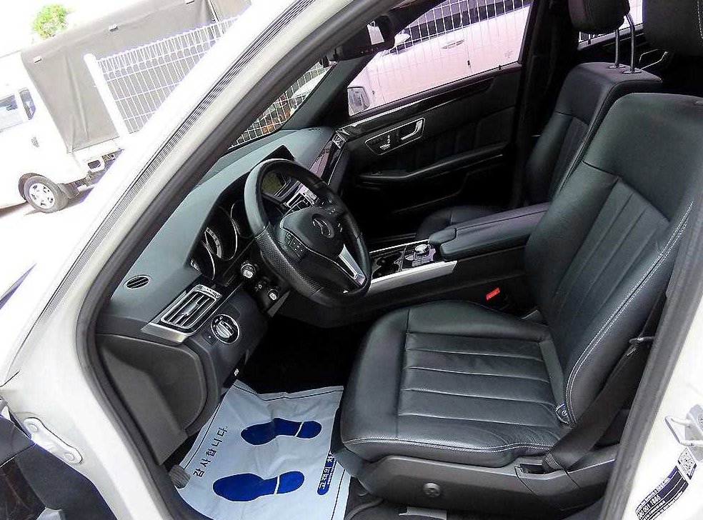 벤츠 E 클래스 E300 아방가르드 사진 5