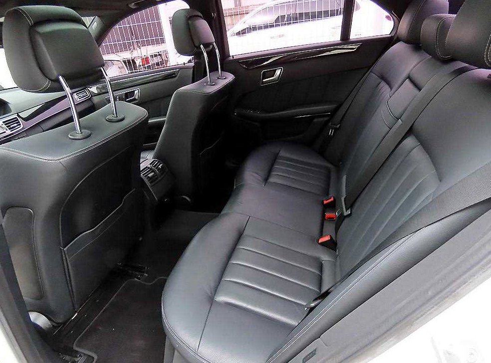 벤츠 E 클래스 E300 아방가르드 사진 6
