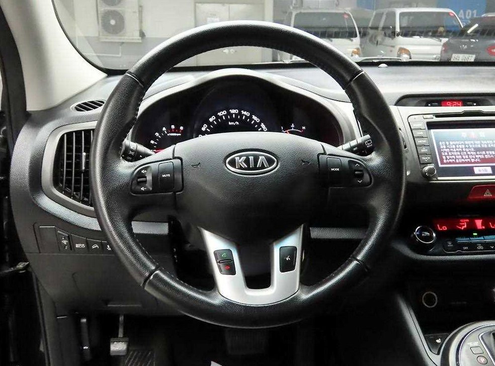 기아 스포티지 2WD TLX 사진 8