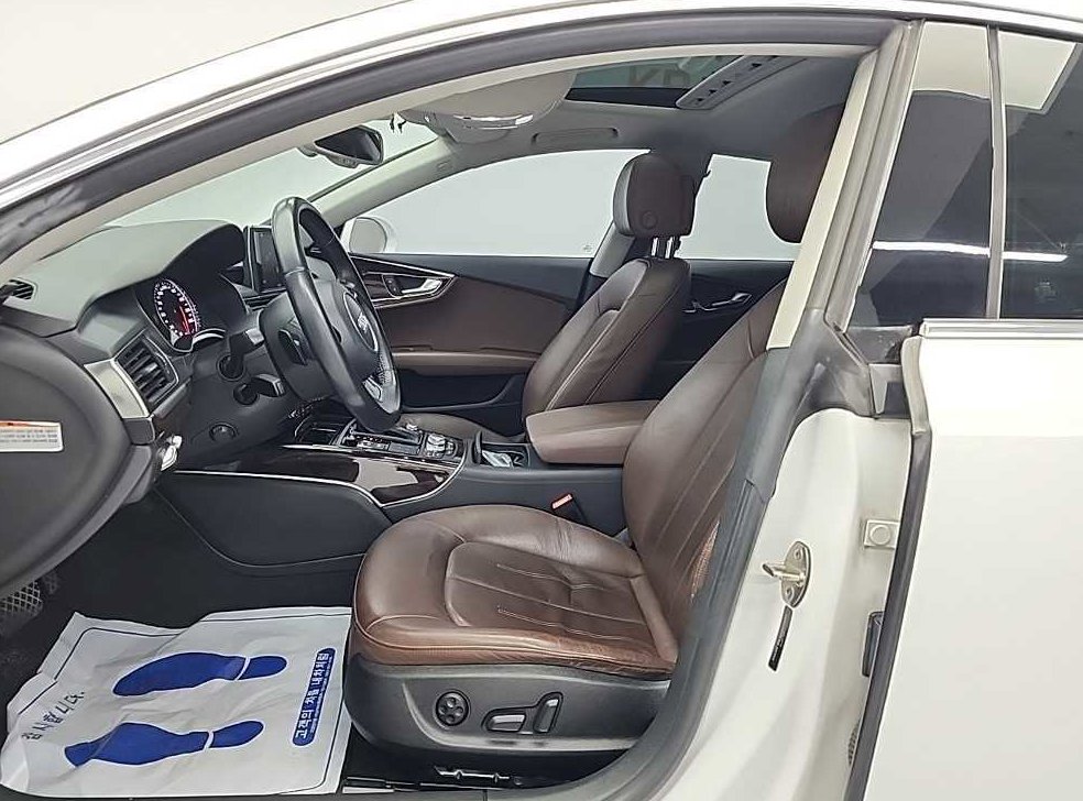 아우디 A7 45 TDI 콰트로 사진 11