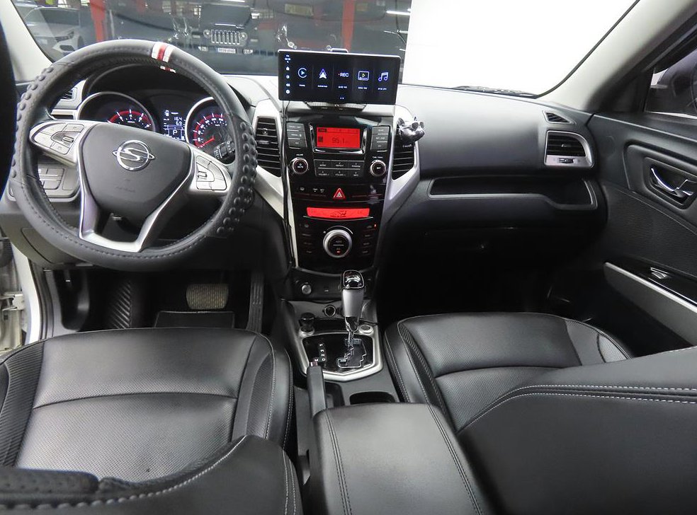 KG모빌리티(쌍용)  티볼리 가솔린 2WD 1.6 VX 사진 7