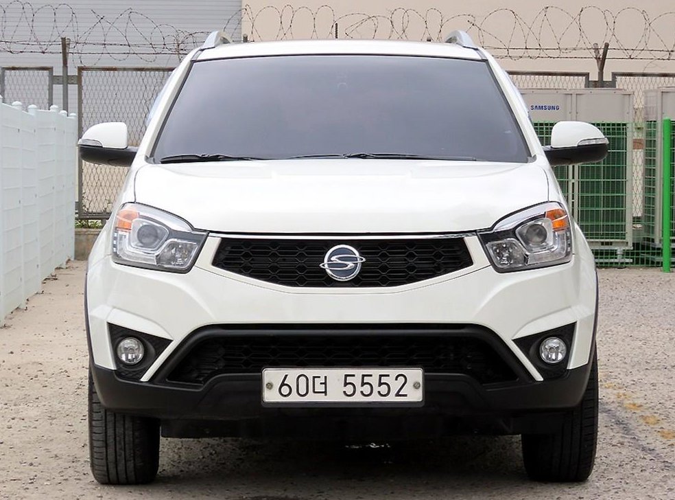 KG모빌리티(쌍용)  코란도 2WD 2.0 CVT 사진 2
