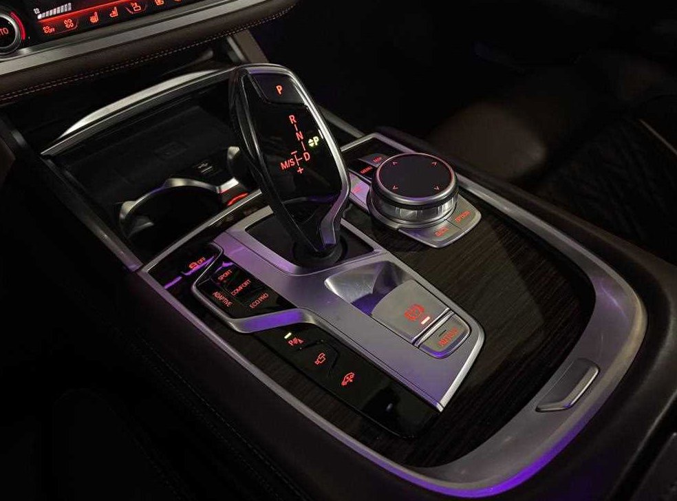 BMW 7시리즈 730d xDrive 디자인 퓨어 엑설런스 사진 12