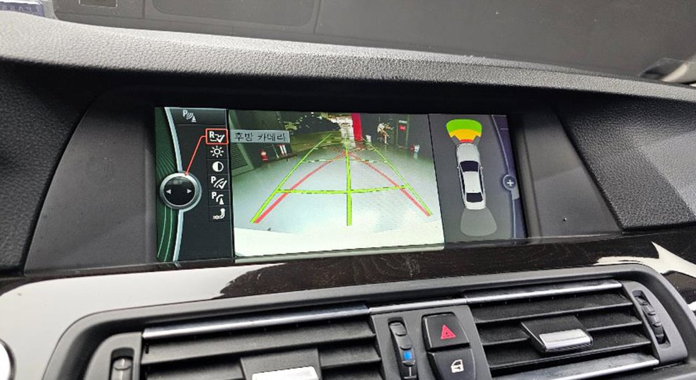 BMW 5시리즈 520d 사진 15