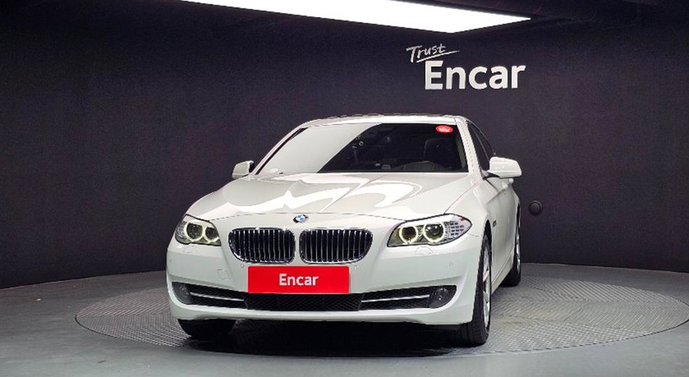 BMW 5시리즈 520d 사진 3