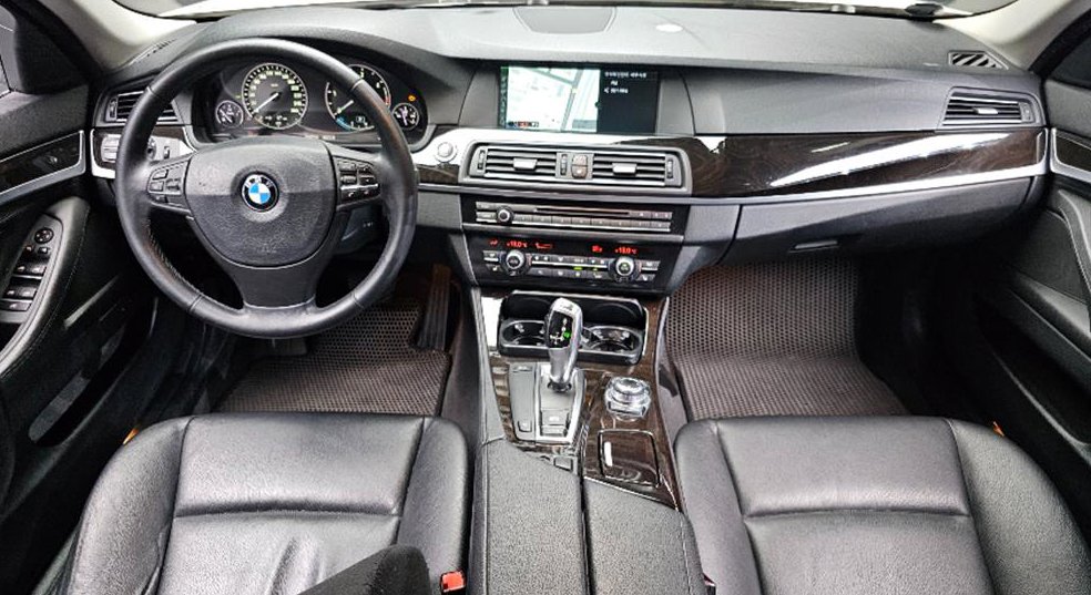 BMW 5시리즈 520d 사진 7