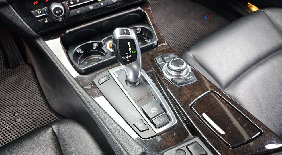 BMW 5시리즈 520d 사진 9
