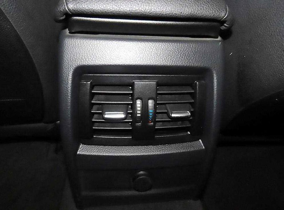 BMW 3시리즈 320d xDrive 사진 17