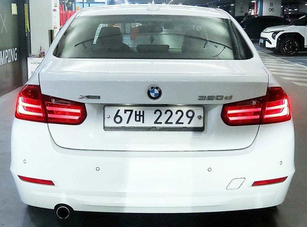 BMW 3시리즈 320d xDrive 사진 5