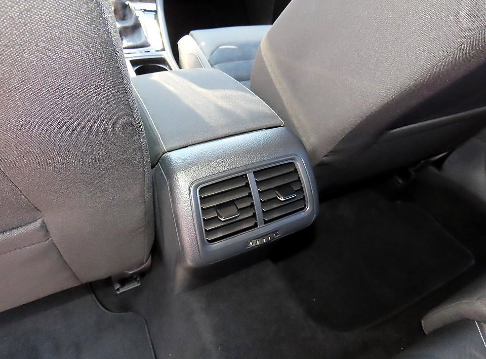 폭스바겐 골프 1.6 TDI 사진 16