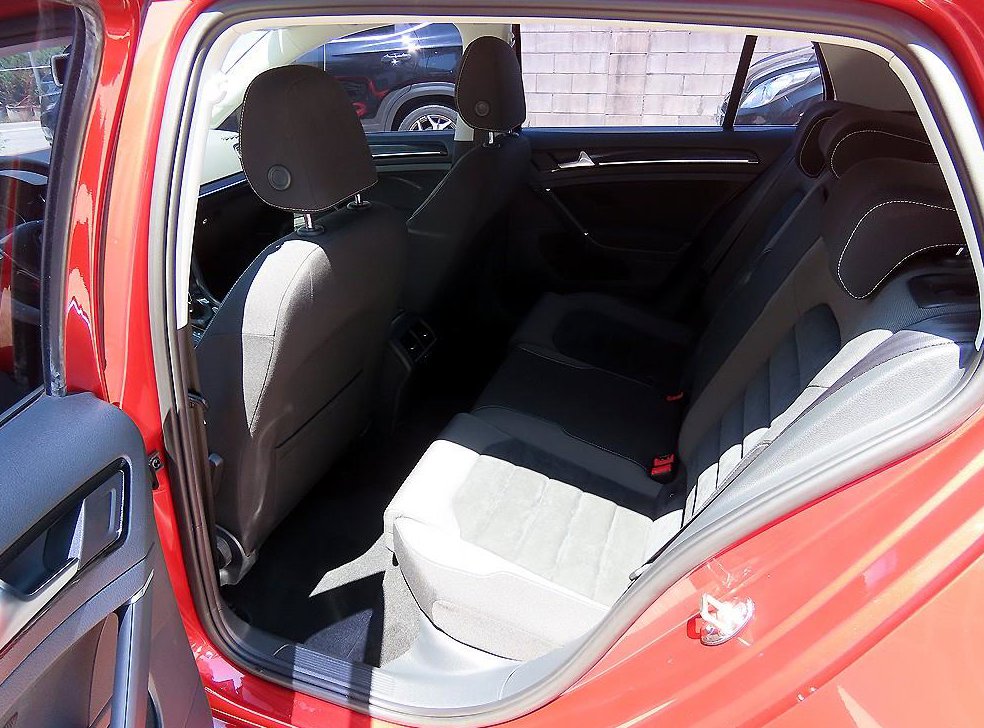 폭스바겐 골프 1.6 TDI 사진 6