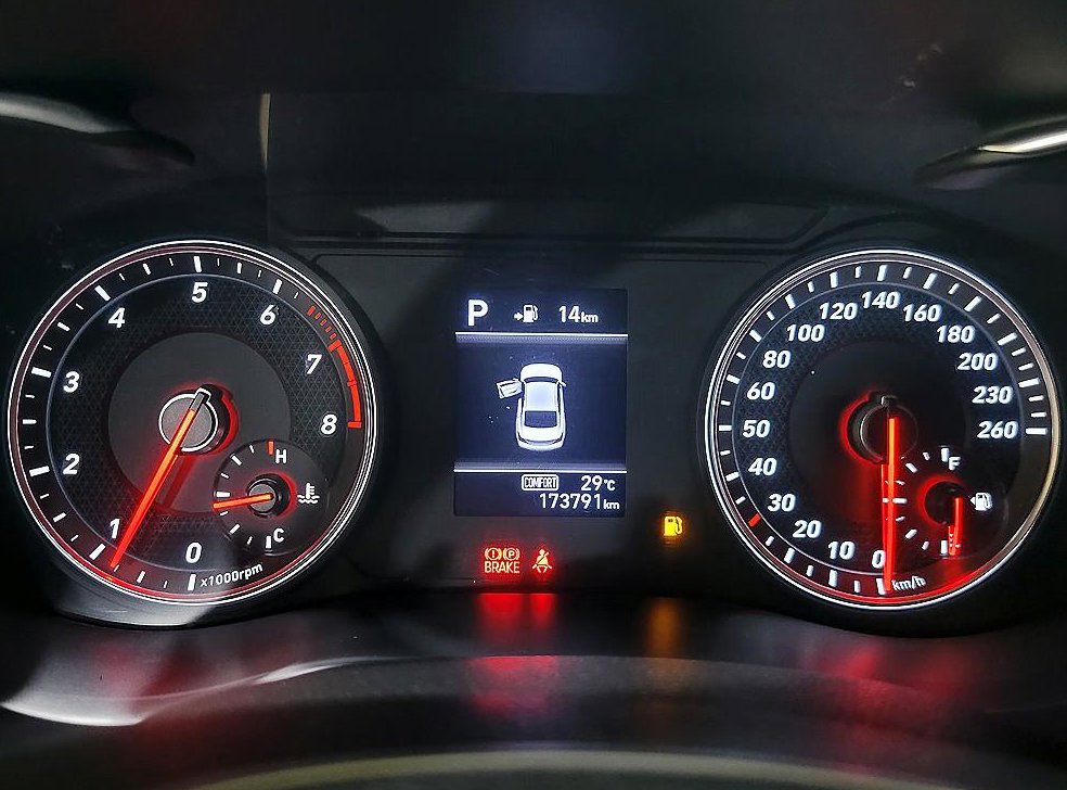 제네시스 G70 2.0T 사진 10
