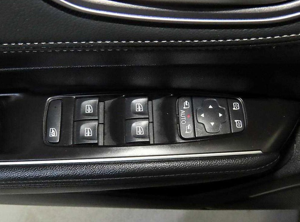 르노코리아(삼성) SM6 가솔린 2.0 GDe 사진 14