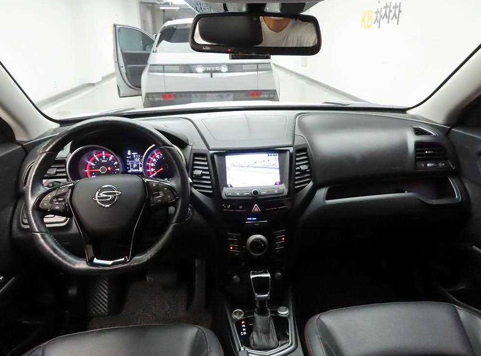 KG모빌리티(쌍용)  티볼리 2WD 가솔린 1.6 IX 사진 7