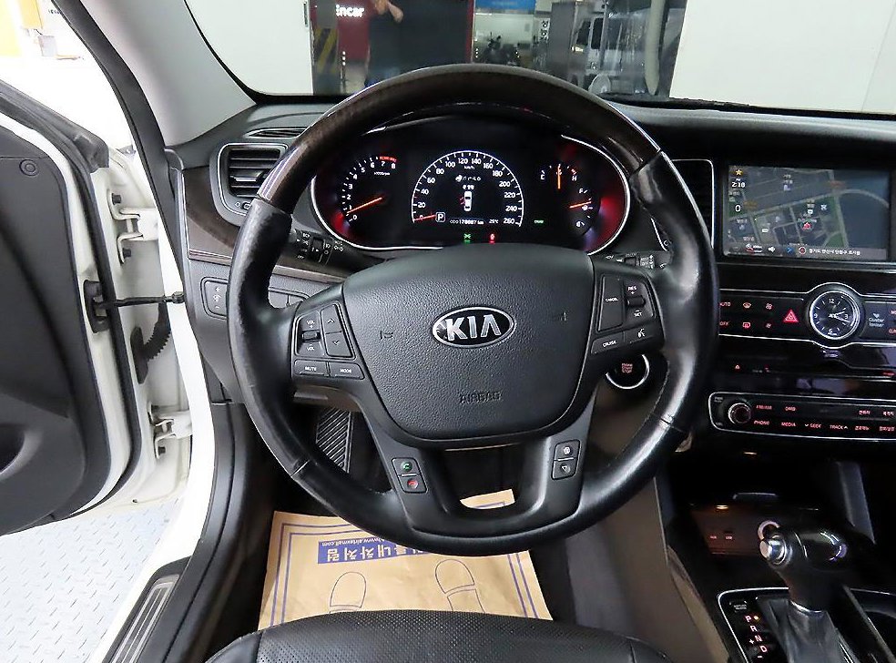기아 K7 3.0 GDI 프레스티지 스페셜 사진 9