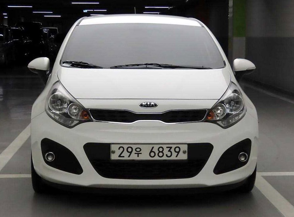 기아 프라이드 5DR 1.6GDI 프레스티지