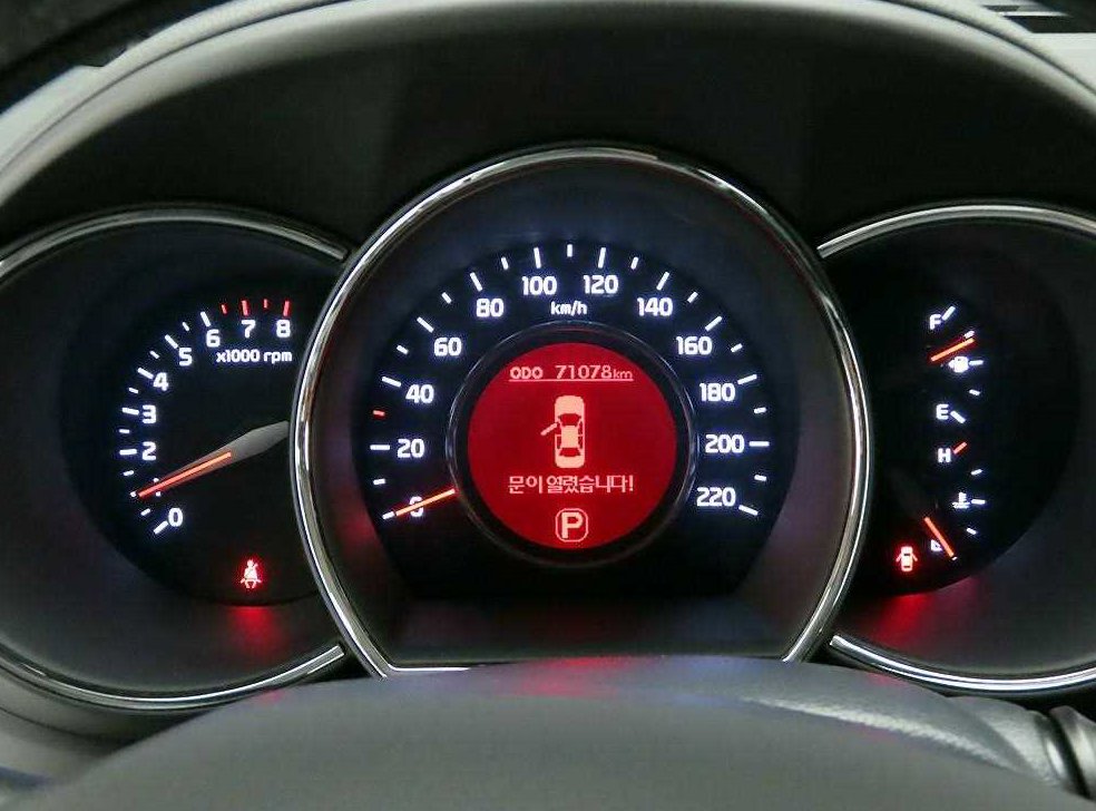 기아 프라이드 5DR 1.6GDI 프레스티지 사진 5