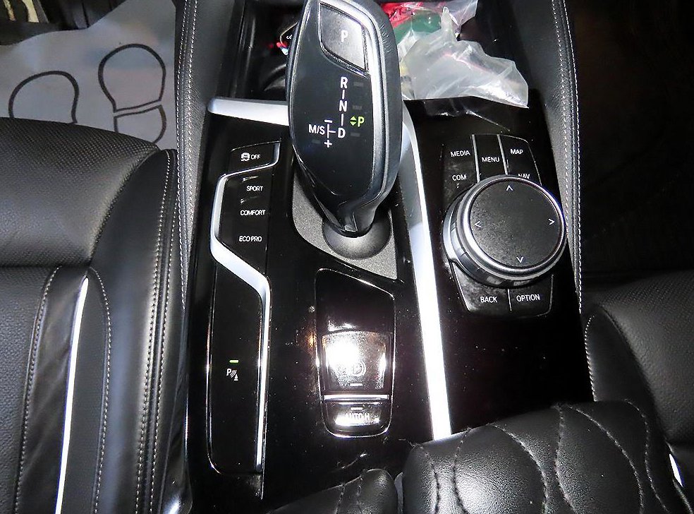 BMW 5시리즈 530i M 스포츠 사진 12