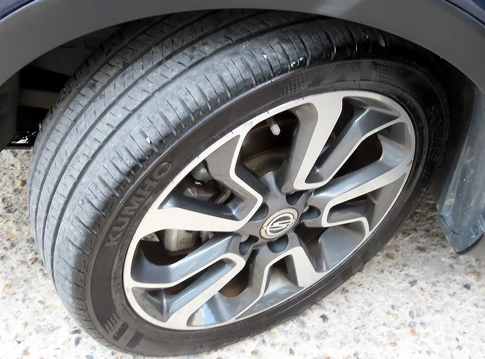 KG모빌리티(쌍용)  티볼리 디젤 2WD 1.6 LX 사진 20