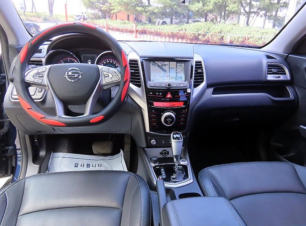 KG모빌리티(쌍용)  티볼리 디젤 2WD 1.6 LX 사진 7