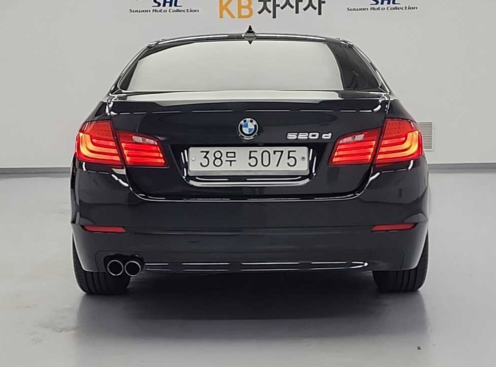 BMW 5시리즈 520d 럭셔리 플러스 프로 사진 3