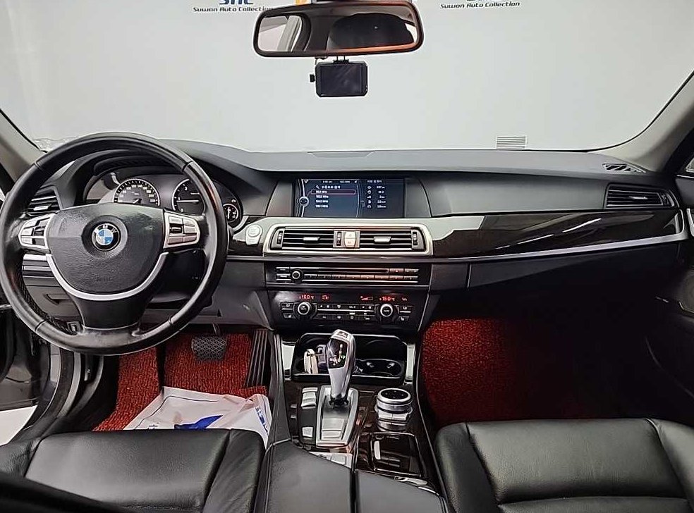 BMW 5시리즈 520d 럭셔리 플러스 프로 사진 7