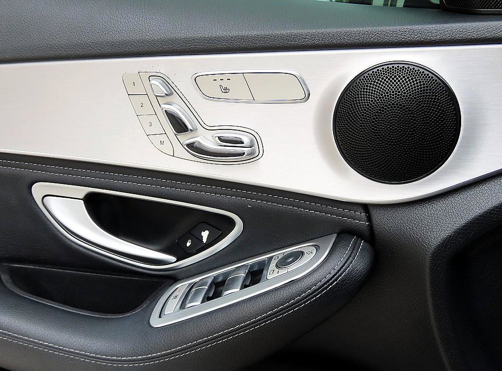 벤츠 C 클래스 C220 d 아방가르드 사진 12
