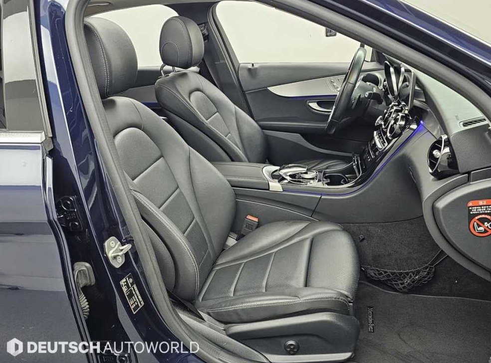 벤츠 C 클래스 C220 d 4MATIC 아방가르드 사진 10