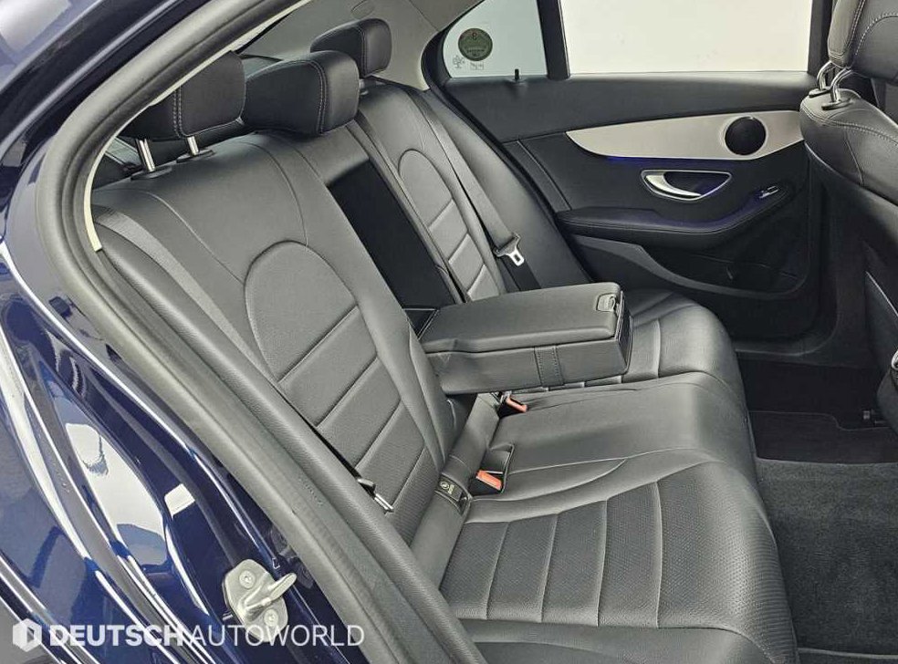 벤츠 C 클래스 C220 d 4MATIC 아방가르드 사진 12