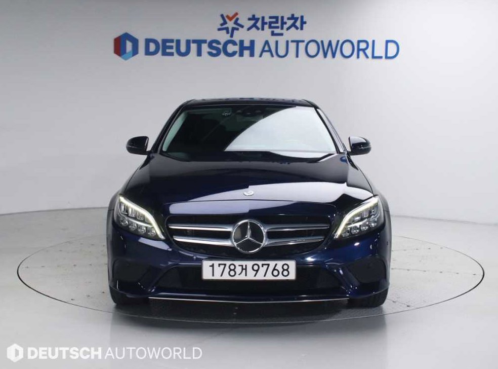 벤츠 C 클래스 C220 d 4MATIC 아방가르드 사진 3