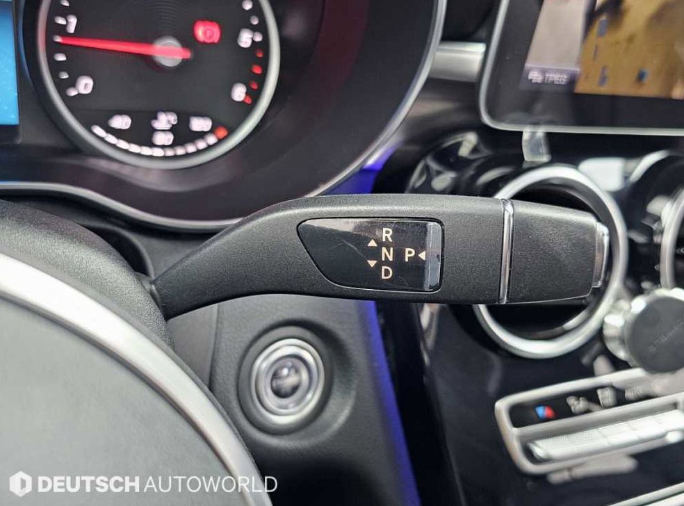 벤츠 C 클래스 C220 d 4MATIC 아방가르드 사진 9