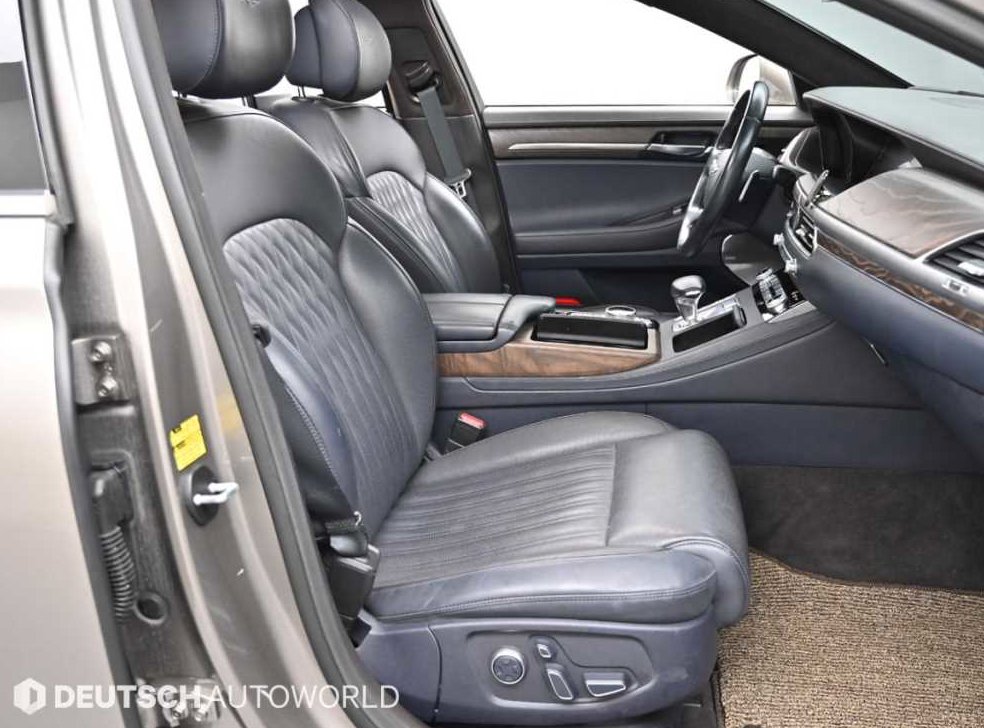제네시스 G90 3.3 T AWD 사진 10
